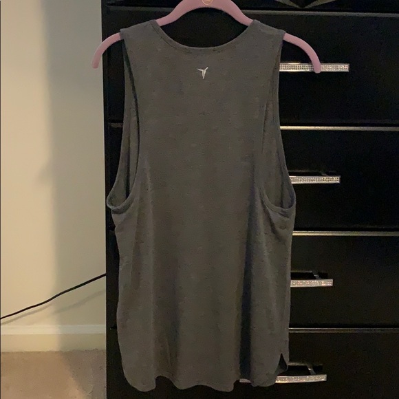 Old Navy Tank top - Picture 4 of 4